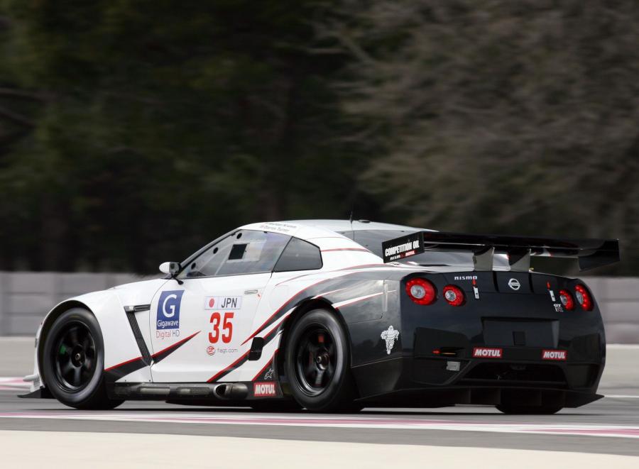  Nissan GT-R FIA GT1 2009 года  (фото 20 из 28)